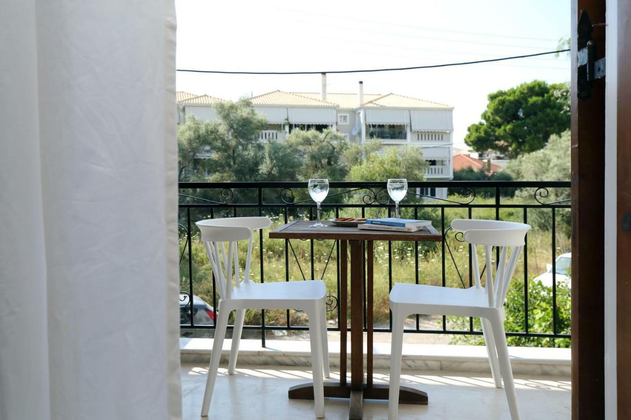 Sti Chora Apartments Лефкада Екстериор снимка